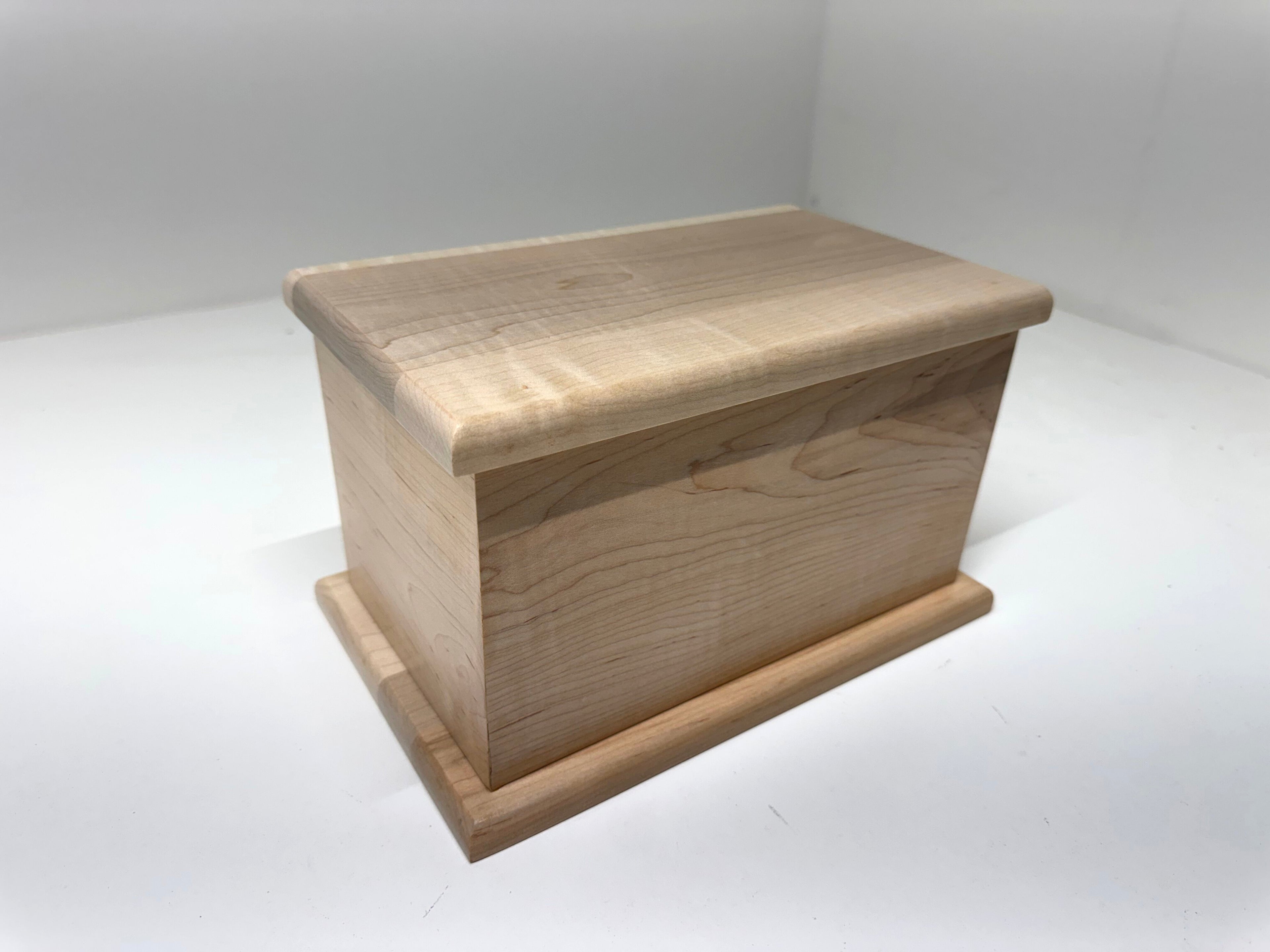 Maple Memorial Urn finish