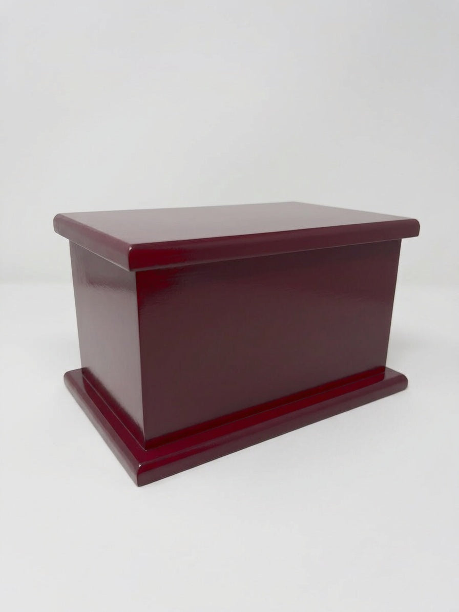 Burgundy Painted Memorial Urn detail